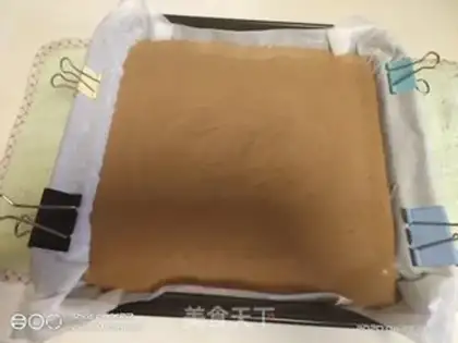 Make Coco-poo early cake step 12