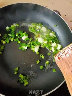 Make Celery mushroom fried meat step 0