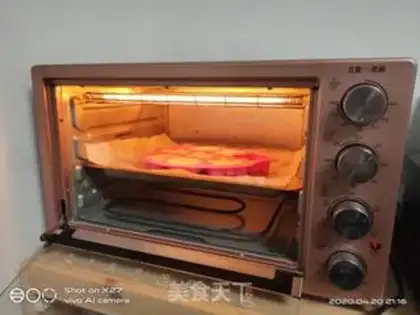 Make Beetlecake step 16
