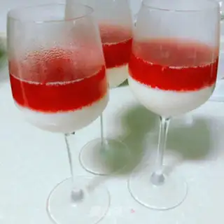 Make Milk strawberry pudding step 10