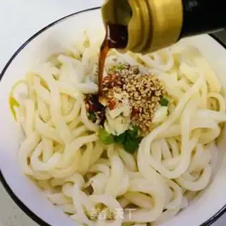 Make Oily stick noodles step 7