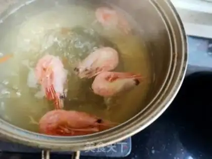 Make Vegetable shrimp salad step 5