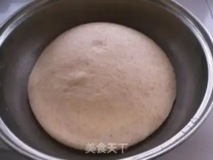 Make A flower cake step 1