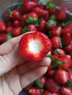 Make Strawberry sauce step 0
