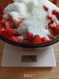 Make Strawberry sauce step 2