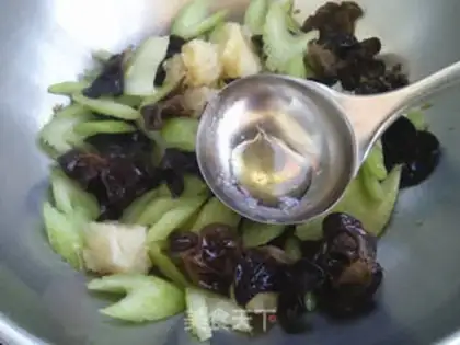 Make The fish and the celery step 11
