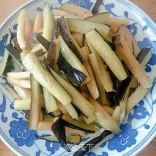 Make Garlic beans, cheese and beans step 2