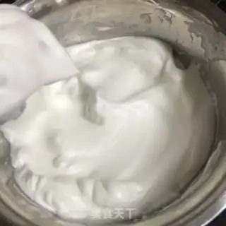 Make Strawberry roll step 6
