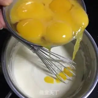 Make Cranberry cheesecake step 3