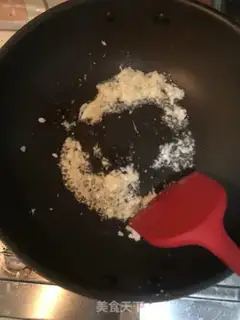 Make Garlic fans step 2