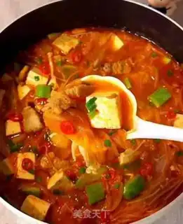 Make Korean pickle tofu soup step 4