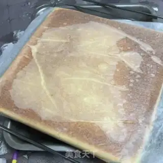 Make Strawberry roll step 12