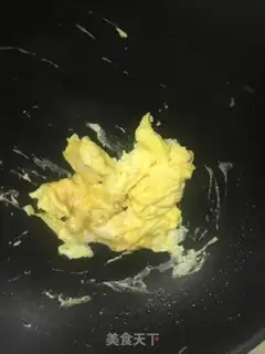 Make Eggs and wooden shrimp step 6