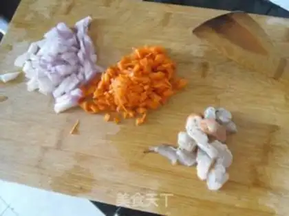 Make Shrimp egg fried rice step 2