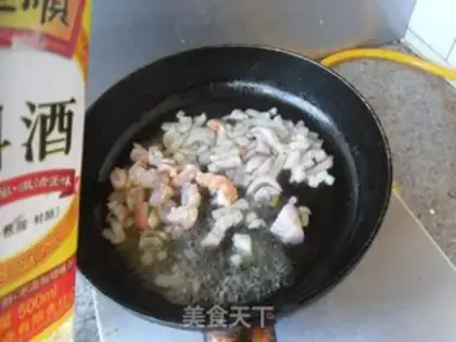 Make Shrimp egg fried rice step 4