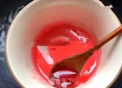 Make Milk strawberries step 3