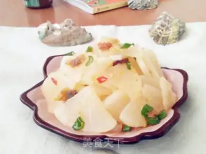 Make Shrimp clams and sauce with radish step 7