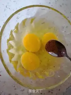 Make Fried eggs step 2