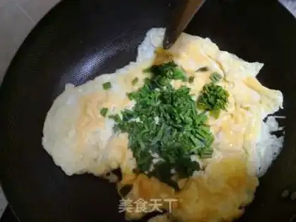Make Fried eggs step 5