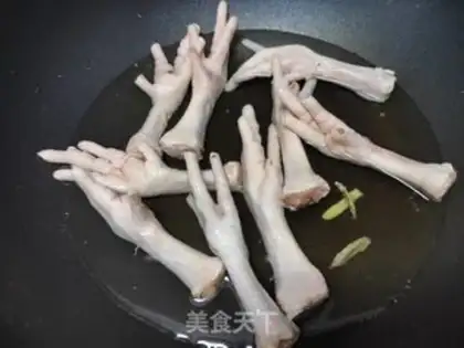 Make Garlic chicken claws step 0