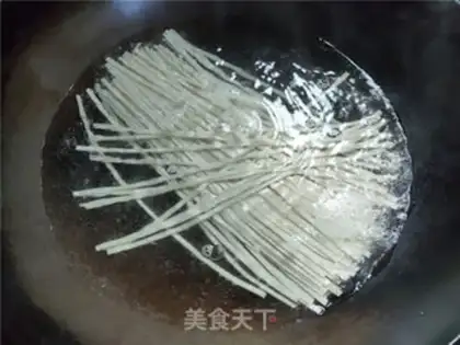 Make Onion noodles step 5