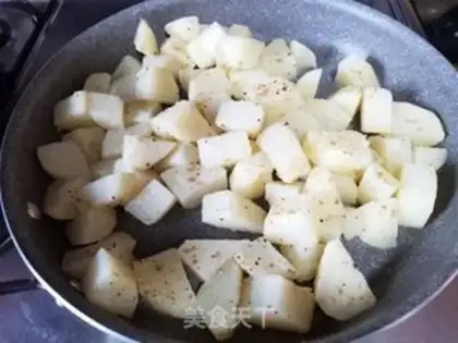 Make Black pepper potatoes step 7