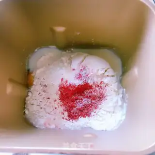 Make Strawberry buns step 1