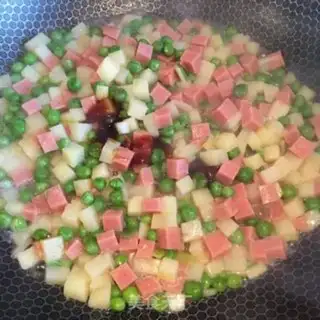Make Peas with ham and potatoes step 5
