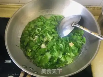 Make Salted eggs, green soup step 5