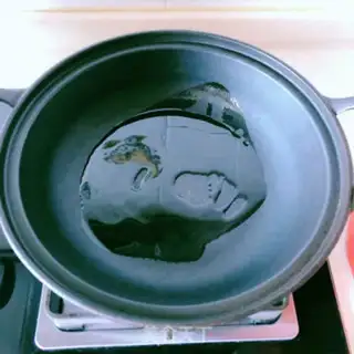 Make Tiger-skinned egg stew step 3