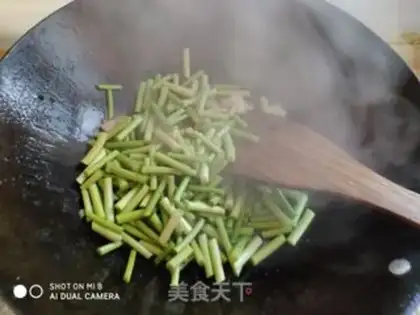 Make Garlic fried meat step 3