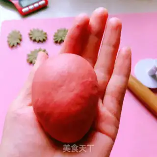 Make Strawberry buns step 11