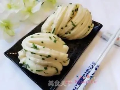 Make Onion rolls step 14