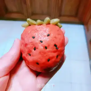 Make Strawberry buns step 16