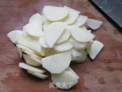 Make Potatoes with beanfish step 3