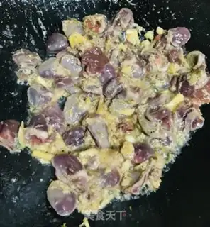 Make Onion fried duck heart step 6