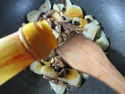 Make Potatoes with beanfish step 7