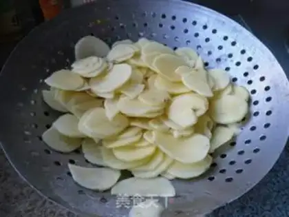 Make Raw potato chips step 3