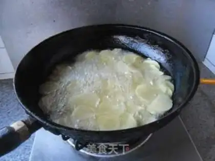 Make Raw potato chips step 5