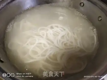 Make Squeeze meat and rice powder step 6