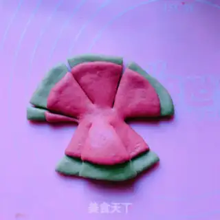 Make Butterfly buns step 3