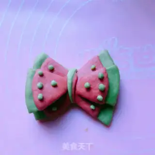Make Butterfly buns step 6