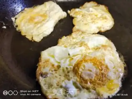 Make Squeeze meat and rice powder step 11