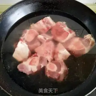 Make Pork-legged potato stew step 0