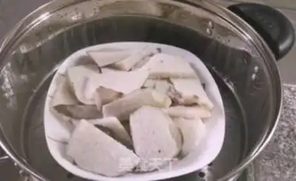 Make Speculation onions step 1