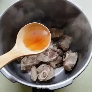 Make Pork-legged potato stew step 2