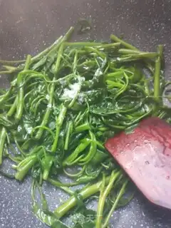 Make Garlic cabbage step 2
