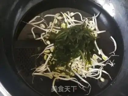 Make Thousands of hot rice powders in the sea belt step 5