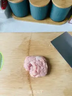 Make Meat powder fan bag step 1