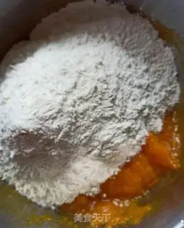 Make Pumpkin cranberry step 2